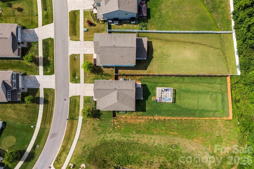Welcome home to 240 Cramerton Mills Parkway in the heart of - photo 31