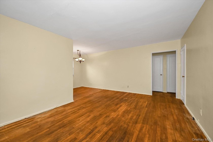 Corner Lower One Bedroom in Conveniently Located Clearview - photo 2