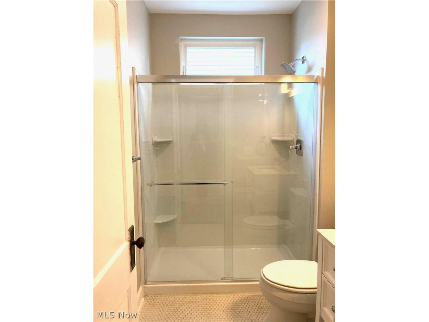 1274-1276 Bonnieview in Lakewood, Ohio is a well maintained - photo 18