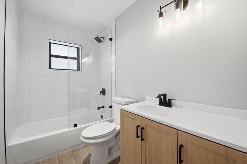 Fully remodeled 3-bedroom, 2-bath home with an attached garage - photo 34