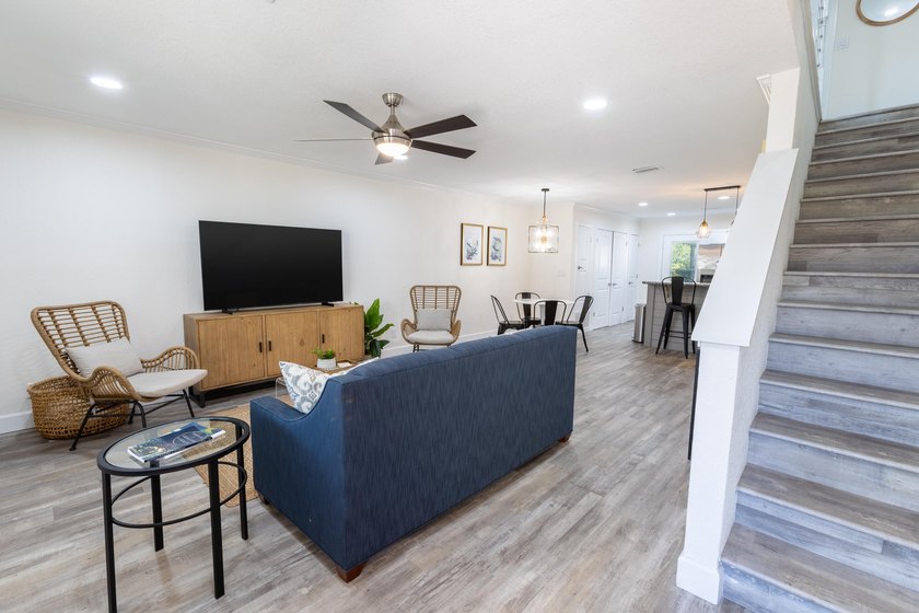 This is the lowest price townhome you'll find in Woodland Shores - photo 9