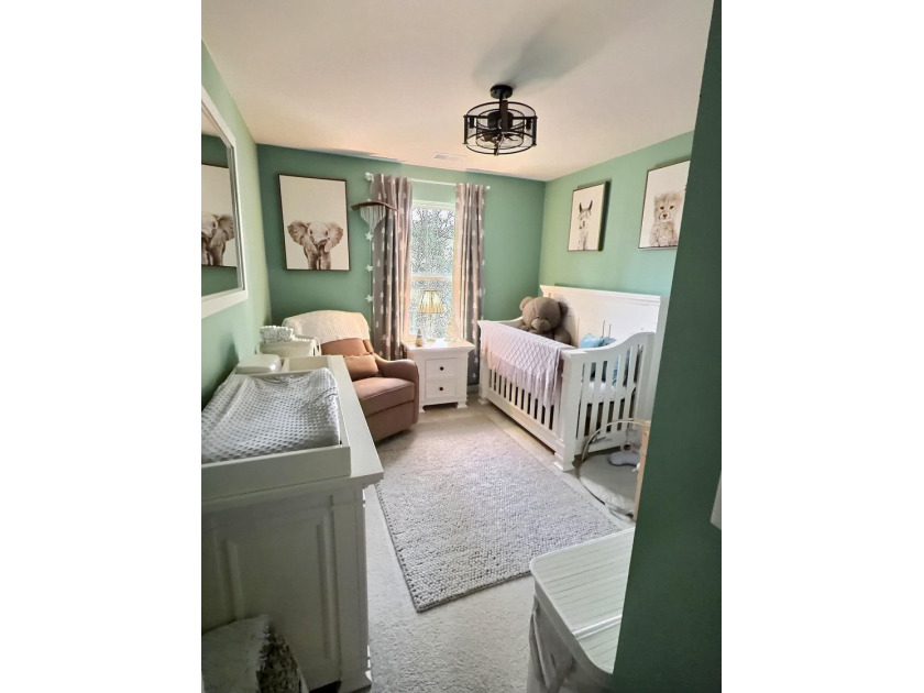 Welcome to this beautifully FHA/VA approved upgraded townhome - photo 23