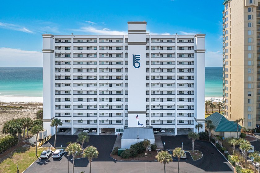 Spacious two bedroom/two bath condo, located on the 2nd floor of - photo 33