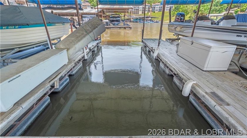 Enjoy lake living with comfort, convenience, and investment - photo 38