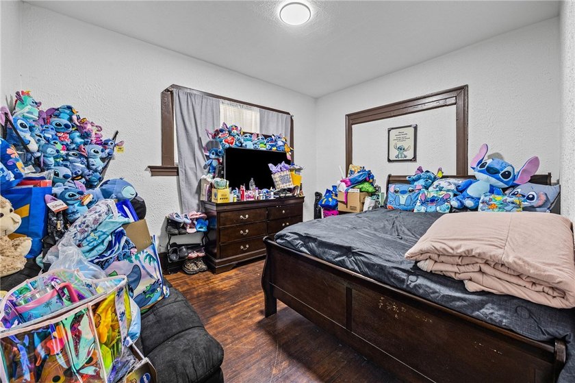 Welcome home to this beautifully updated duplex on the edge of - photo 17