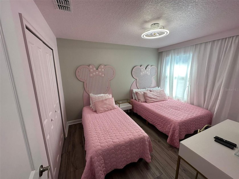 GREAT POOL &amp; SPA VACATION HOME!!! This beautiful Vacation home - photo 18