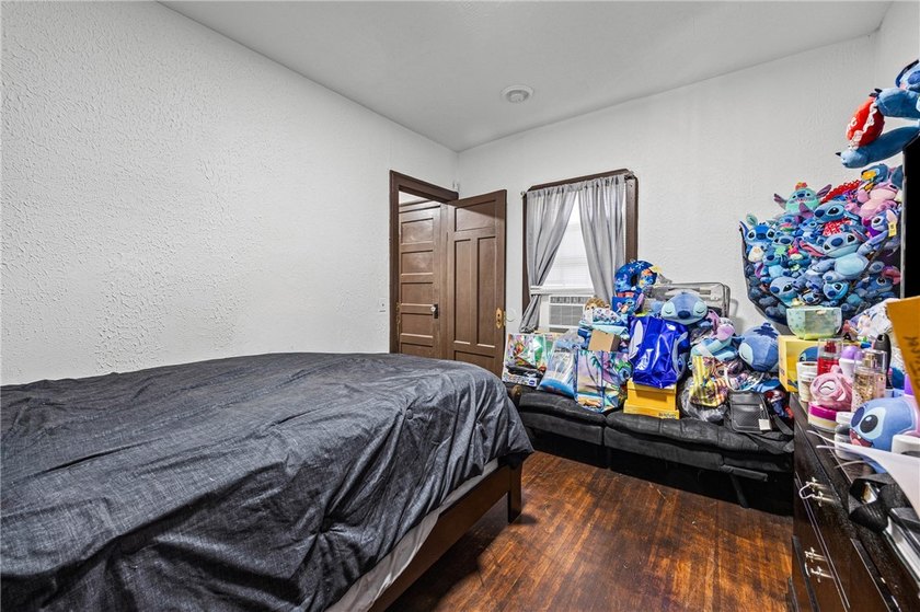 Welcome home to this beautifully updated duplex on the edge of - photo 19