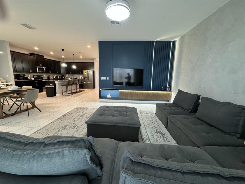 GREAT POOL &amp; SPA VACATION HOME!!! This beautiful Vacation home - photo 24