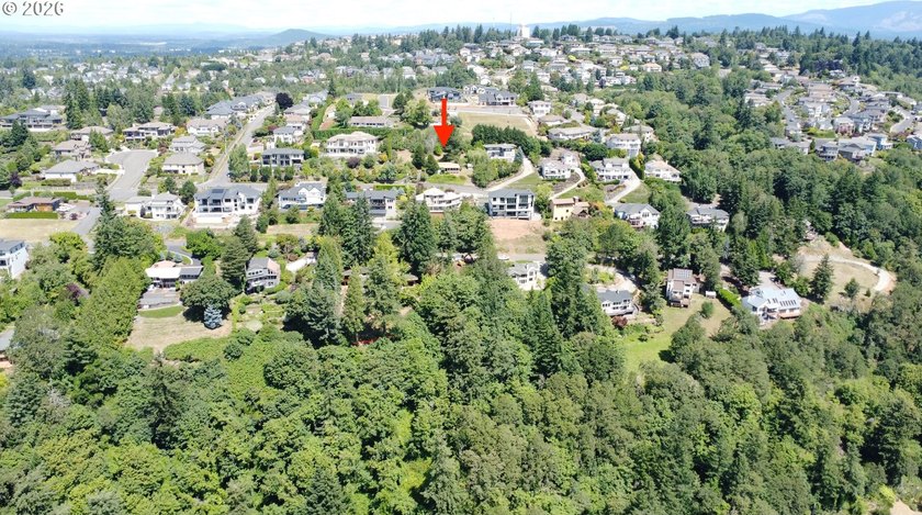 Live on top of the world in Camas, Washington. This rare, nearly - photo 16