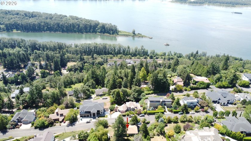 Live on top of the world in Camas, Washington. This rare, nearly - photo 19