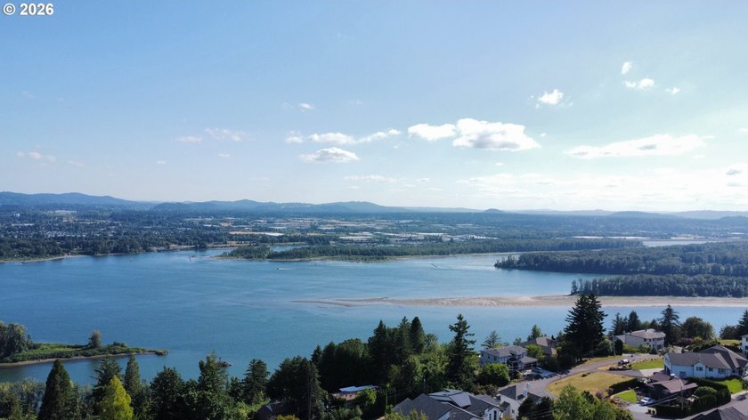 Live on top of the world in Camas, Washington. This rare, nearly - photo 22