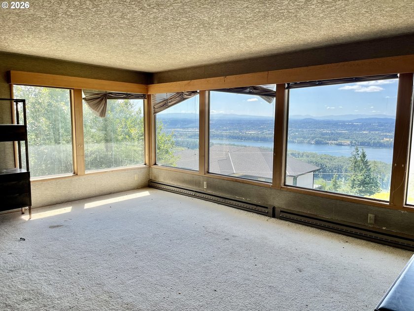 Live on top of the world in Camas, Washington. This rare, nearly - photo 24
