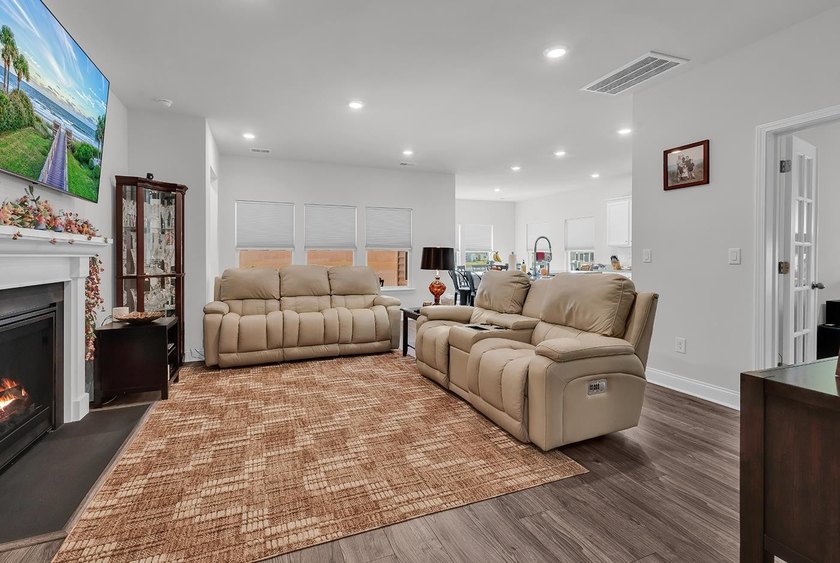 LOVELY HOME WITH WATER VIEW!! Forestbrook Estates represents a - photo 22