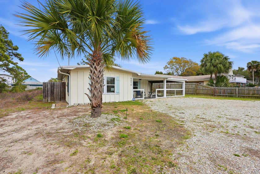 Fully renovated beach cottage and RENTAL MACHINE only .3 miles - photo 34