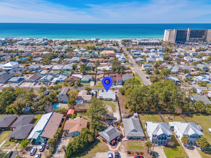Fully renovated beach cottage and RENTAL MACHINE only .3 miles - photo 41