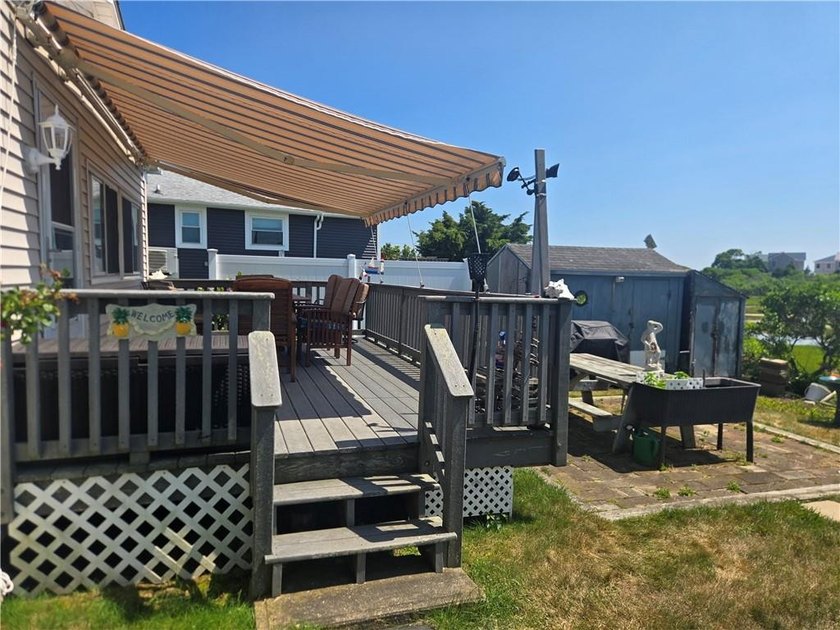 Rare 3 bed 1 bath waterfront cottage on Potter Pond!!! Located - photo 19