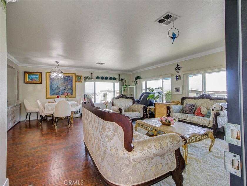 This Gorgeous and Spacious Mobile Home will make you feel On Top - photo 4