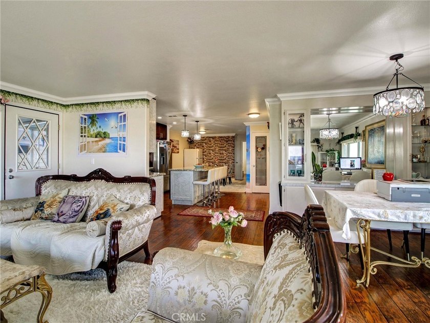 This Gorgeous and Spacious Mobile Home will make you feel On Top - photo 5