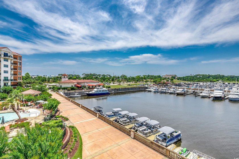 Rare opportunity to own this luxury 2BR/2BA villa in Building 5 - photo 34
