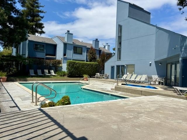 Beautifully renovated and ready for immediate move-in, this - photo 29