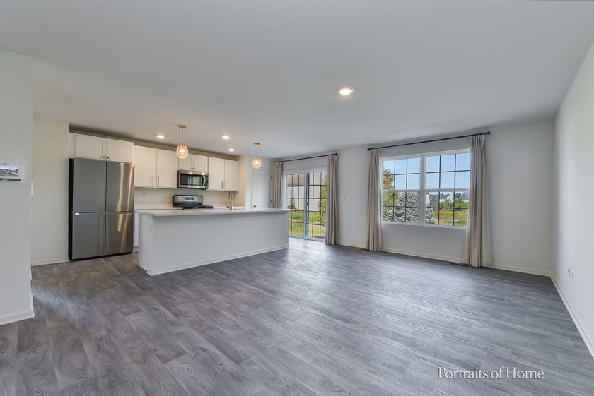 Your search is over! Welcome to this North facing End unit that - photo 6