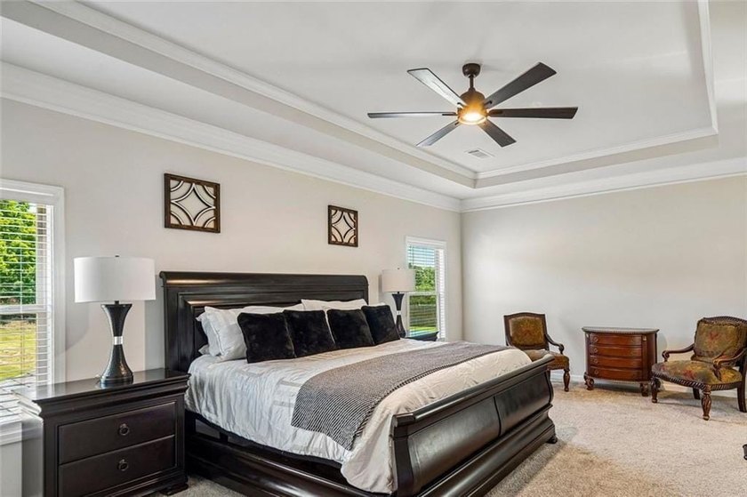 Like-new and impeccably maintained, this stunning 2-year-old - photo 20