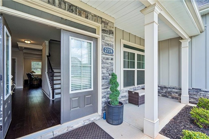 Like-new and impeccably maintained, this stunning 2-year-old - photo 35