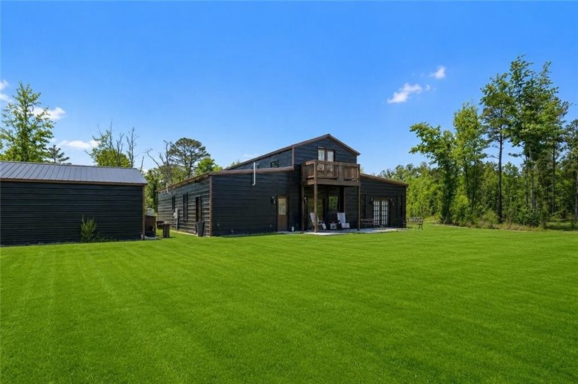 Modern barndominium on 10.28+/- private, wooded acres with TWO - photo 38