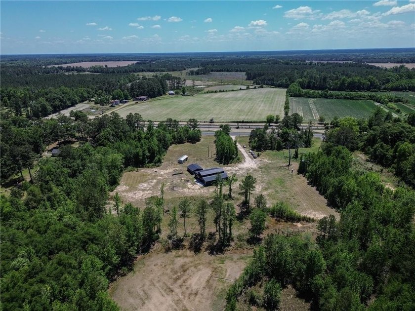 Modern barndominium on 10.28+/- private, wooded acres with TWO - photo 45