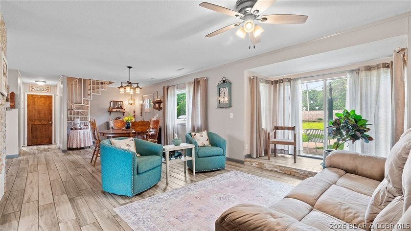 Beautiful 3-bedroom, 2-bath home located right in the heart of - photo 18