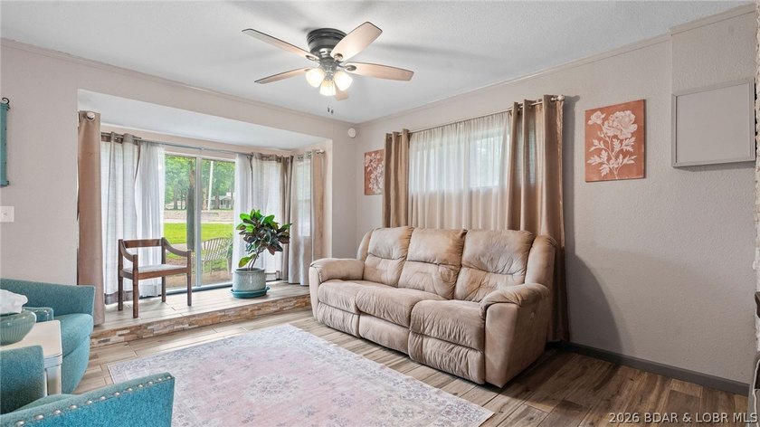 Beautiful 3-bedroom, 2-bath home located right in the heart of - photo 19
