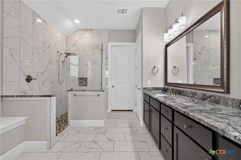 Welcome to the lifestyle you've been dreaming about in beautiful - photo 29
