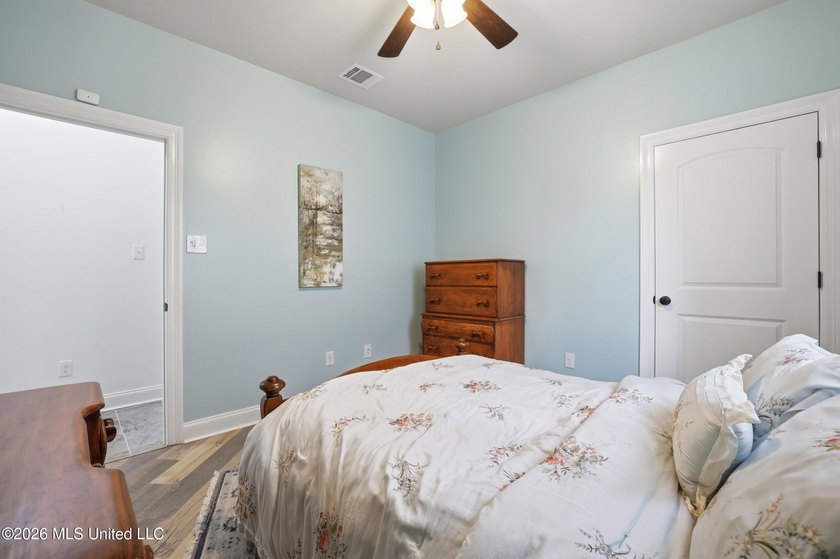 Luxury Coastal | Artistic Retreat in South Breeze Subdivision - photo 25