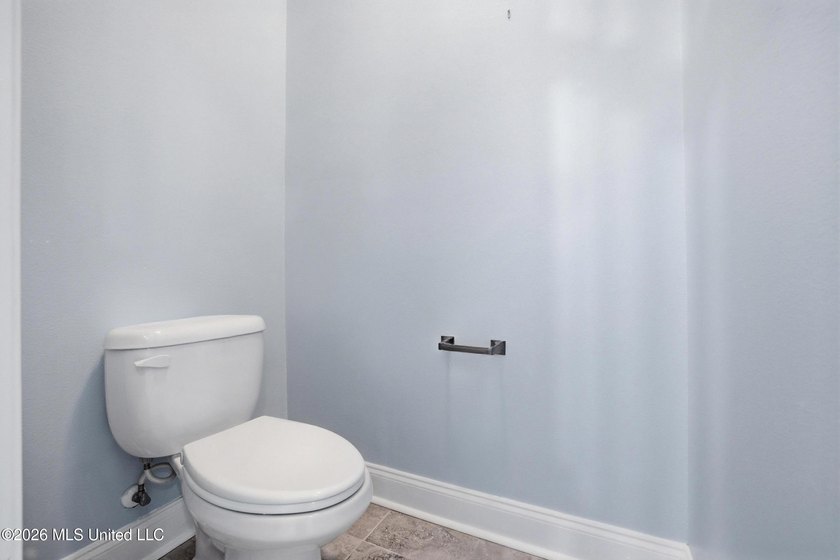 Luxury Coastal | Artistic Retreat in South Breeze Subdivision - photo 32
