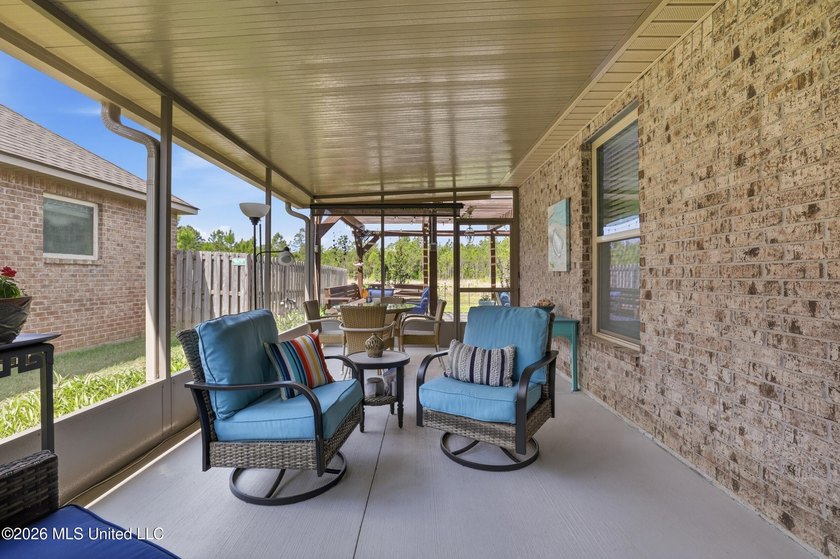 Luxury Coastal | Artistic Retreat in South Breeze Subdivision - photo 38
