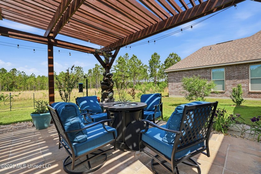 Luxury Coastal | Artistic Retreat in South Breeze Subdivision - photo 43