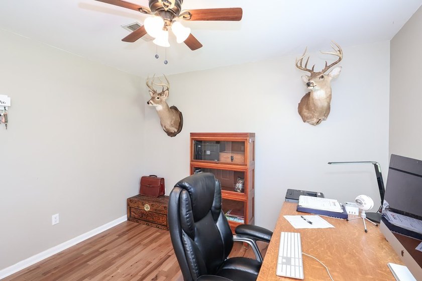 Tucked away in desirable Quail Creek Estates, this spacious - photo 24