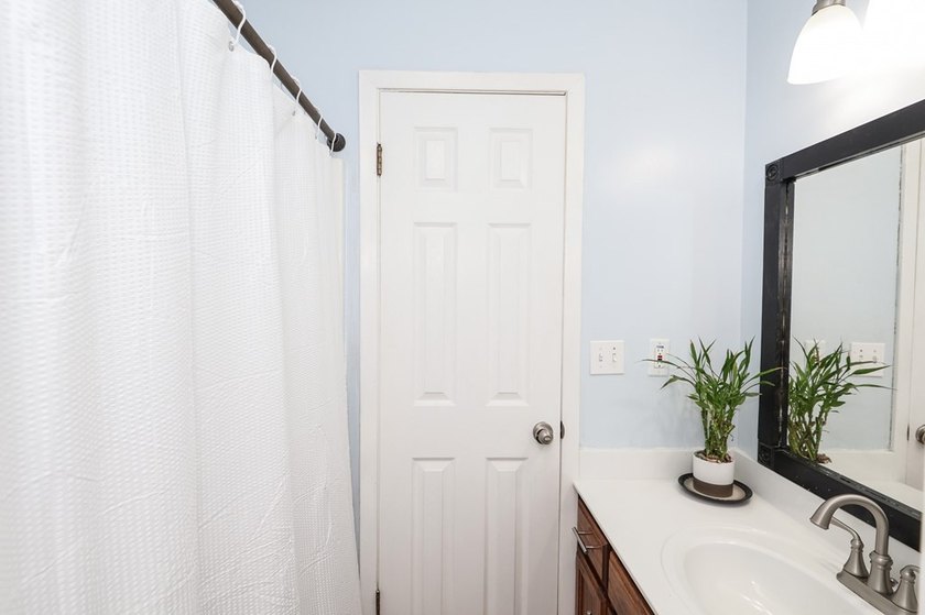 Tucked away in desirable Quail Creek Estates, this spacious - photo 26