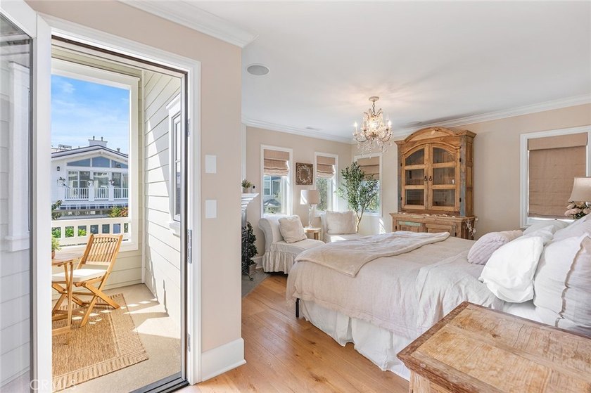 Built in 2010 and Beautiful throughout, this 3 bedroom 3 1/2 - photo 15