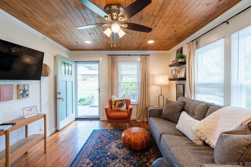 1323 W Searcy Street quietly delivers. Crisp white siding with - photo 42