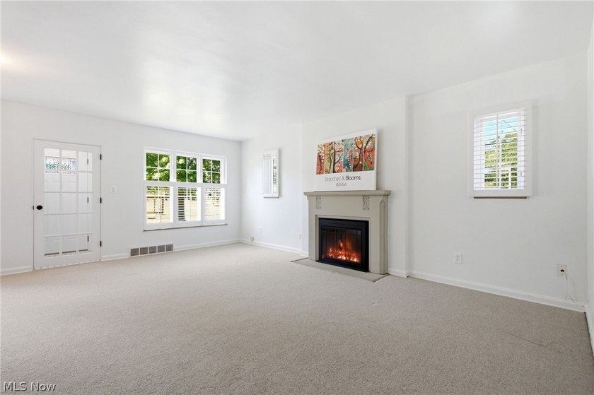 A wonderful Bay Village lifestyle awaits in this move-in ready - photo 13