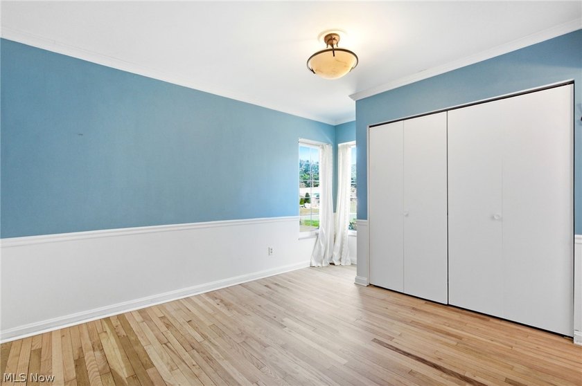 A wonderful Bay Village lifestyle awaits in this move-in ready - photo 14