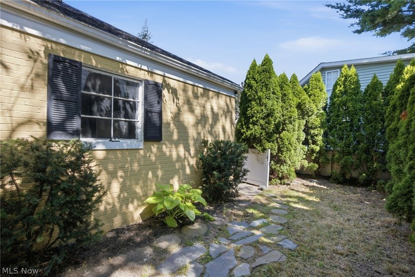 A wonderful Bay Village lifestyle awaits in this move-in ready - photo 34