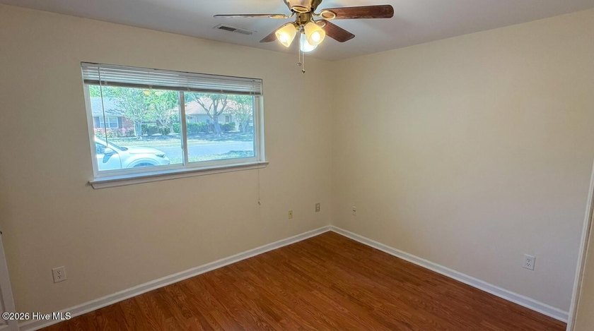 Centrally located in the heart of Wilmington, this beautifully - photo 6