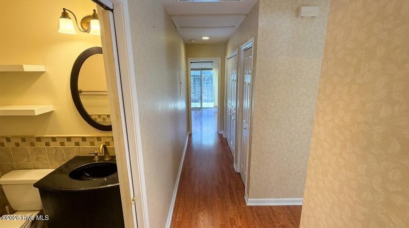 Centrally located in the heart of Wilmington, this beautifully - photo 7