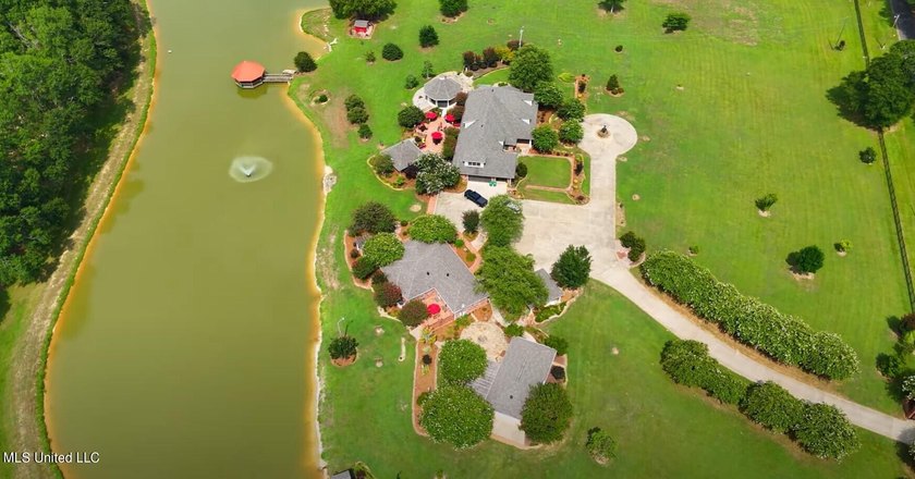 NEW LOW PRICE! PLUS $25,000 to put toward rate buy down or - photo 5