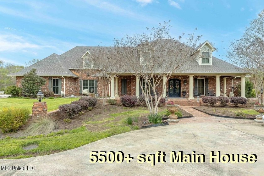 NEW LOW PRICE! PLUS $25,000 to put toward rate buy down or - photo 9