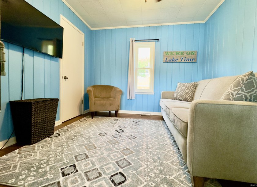 A rare opportunity to own a piece of the Barbee Chain! Perfectly - photo 15