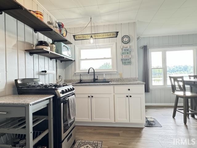 A rare opportunity to own a piece of the Barbee Chain! Perfectly - photo 21