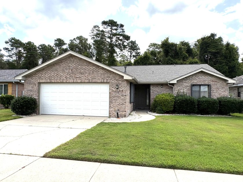 MOVE IN READY home on a quiet cul-de-sac street in the center of - photo 22